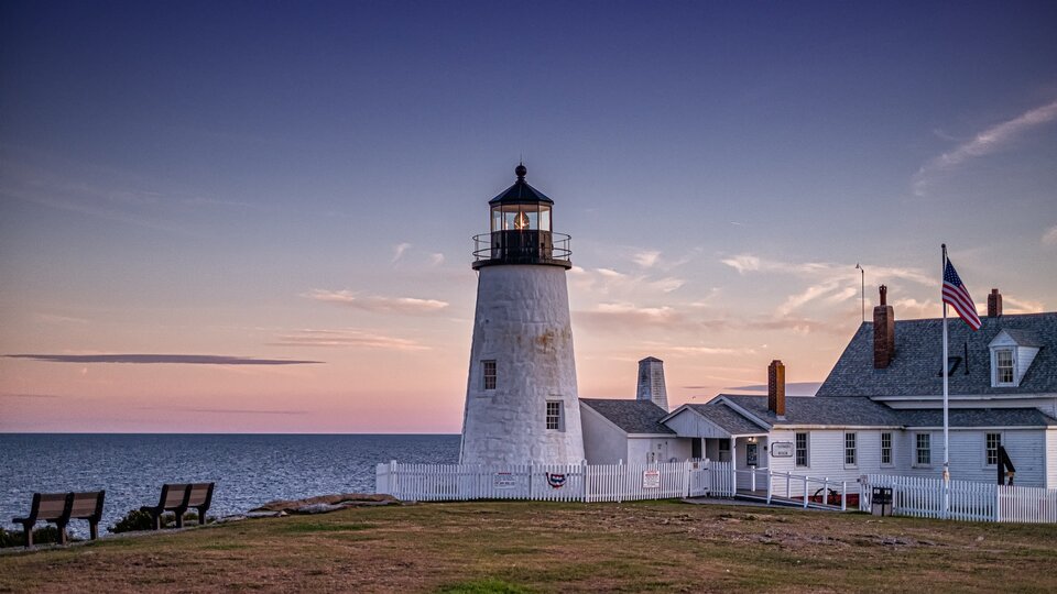 Pemaquid Point Lighthouse - Maine Lighthouses